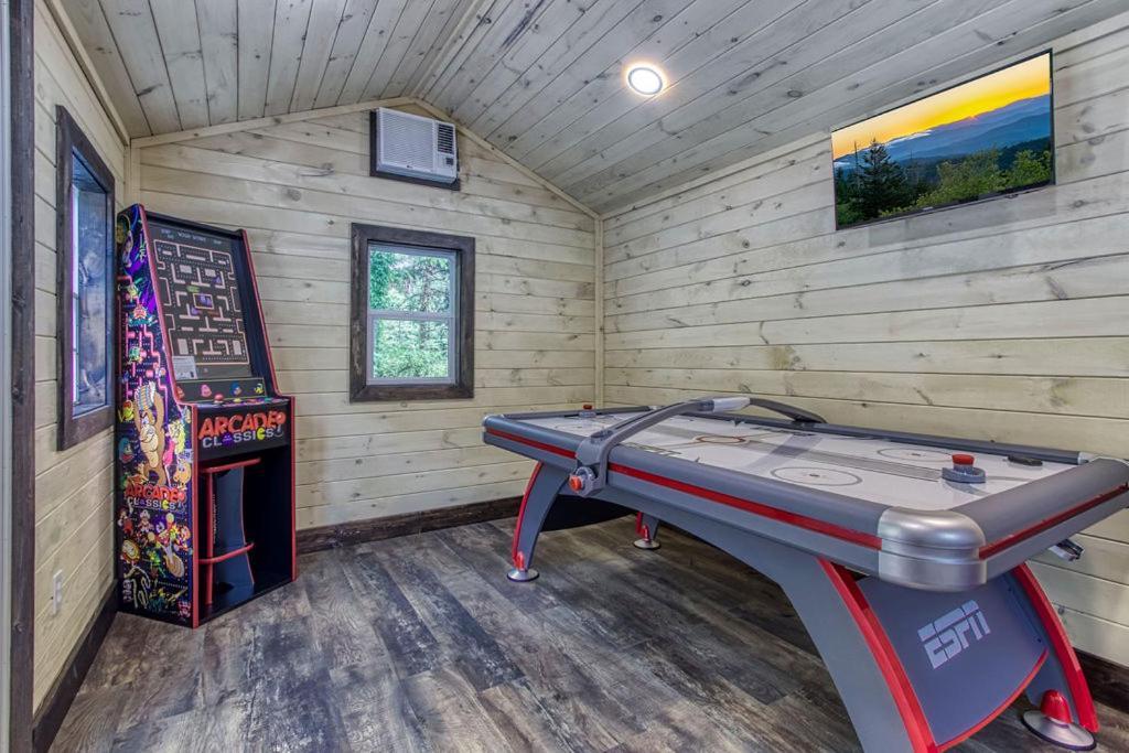 Tranquility Hollow, Indoor Pool, Game Room, 1089 Free Tickets Each Paid Day, Dollywood And More! Sevierville Kültér fotó