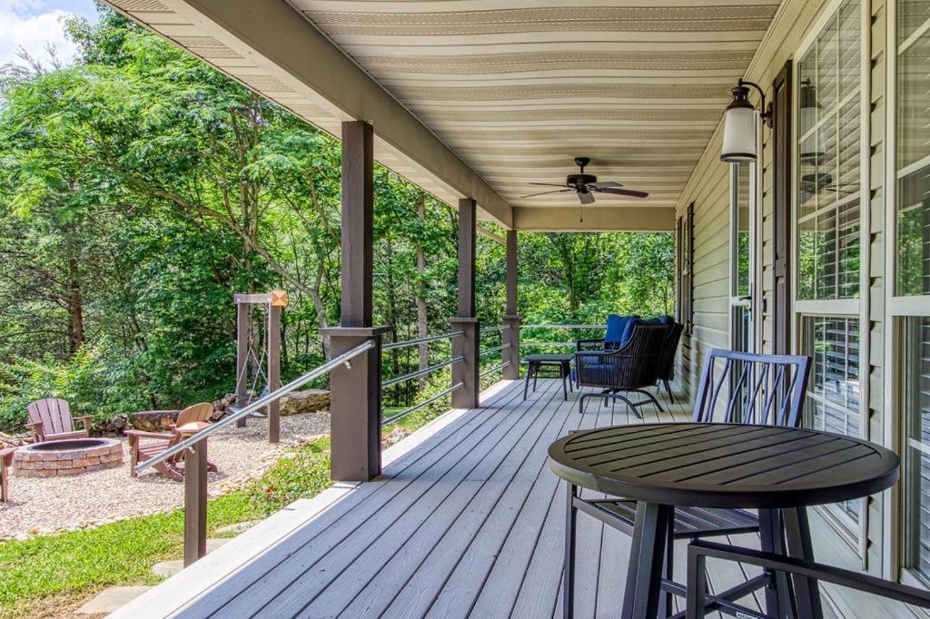 Tranquility Hollow, Indoor Pool, Game Room, 1089 Free Tickets Each Paid Day, Dollywood And More! Sevierville Kültér fotó